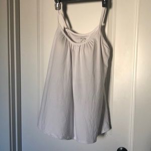 32Degrees cool brand flowy tank with molded cups